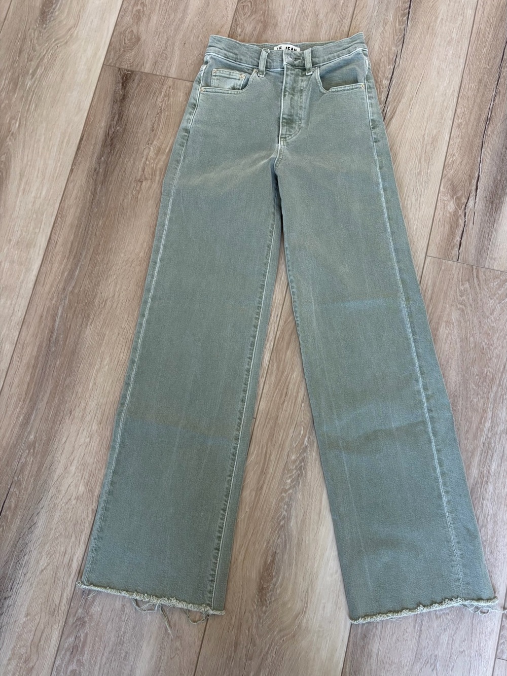 Le Jean Column Jean Sage